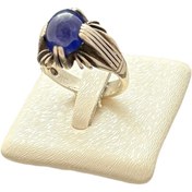 تصویر انگشتر یاقوت کبود مردانه مدل دامله 