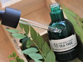 تصویر سرم صورت ضد جوش درخت چای سبز بادی شاپ 50 میل های کپی Body Shop Tea Tree Serum high copy