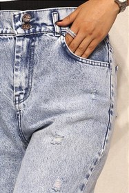 تصویر شلوار جین مام استایل یخی 