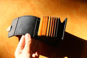 تصویر جاکارتی چرم اکاردئونی 