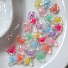 تصویر پروانه شفاف رنگی 