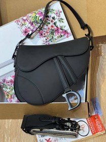 تصویر کیف برند دیور مدل سدل DIOR 