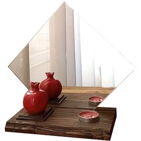 تصویر آینه رومیزی یلدا 