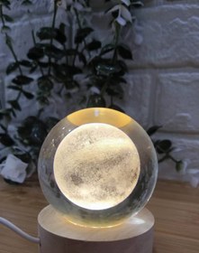 تصویر گوی چراغ دار مدل ماه کوچک 