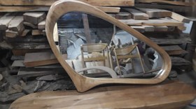 تصویر آینه و نیمکت - فندقی 