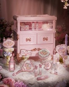 تصویر ست آرایشی مدل Midsummer Fairytales برند Flower Knows 