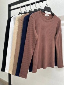 تصویر بلوز یقه گرد - سفید 