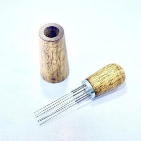 تصویر نیدل و استند چوبی 