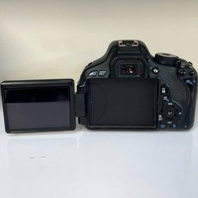 تصویر CANON EOS 600D KIT 18-55 با 4000 شات کارکرده 
