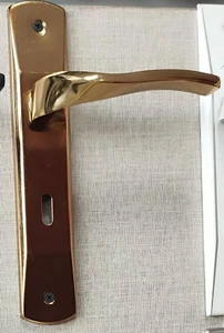 تصویر فروشگاه مستر دور ایران