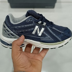 تصویر کتونی بچه گانه نیوبالانس ۱۹۰۶ آر سورمه ای New Balance 1906R 