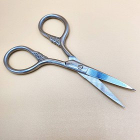 تصویر قیچی ابرو مدل اره ای اصلی گلدن دریم GOLDEN DREAM - 1 GOLDEN DREAM saw blade eyebrow scissors