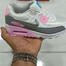 تصویر کتونی بچه گانه نایک ایرمکس ۹۰ سفید صورتی Nike Air Max 90 