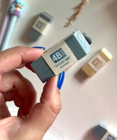 تصویر پاککن 4B پاستیلی ۶۶ 