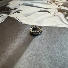 تصویر پرسینگ گوش حلقه ای 