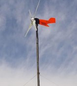 تصویر توربین بادی ۵۰۰ وات ۱۲ ولت خانگی با محور افقی 