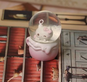 تصویر گوی شیشه ای کیتی 