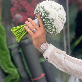 تصویر دسته گل عروس رز نباتی 