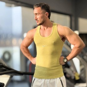 تصویر رکابی تنک تاپ قهرمانی کبریتی نایک سبز 
