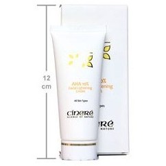 تصویر کرم لایه بردار سینره AHA 10% حجم ۴۰ میلی لیتر 