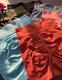 تصویر شورتک سیملس رنگی 