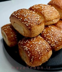 تصویر دانمارکی کنجدی و شکری با کرم شیری 