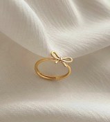 تصویر انگشتر پاپیون مدل آیلا طلایی _ برند CM 