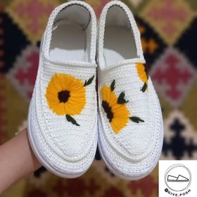 تصویر گیوه زیره پیو گلدوزی شدی 