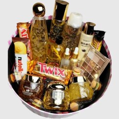 تصویر باکس هدیه آغوش دلبر aghosh-delbar-giftbox