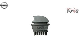 تصویر کلید شیشه بالابر جلو چپ نیسان شوکا 