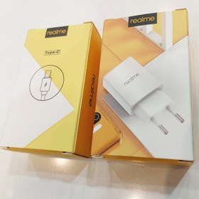 تصویر شارژر دیواری ریلمی مدل AK933YH به همراه کابل تبدیل USB-C 