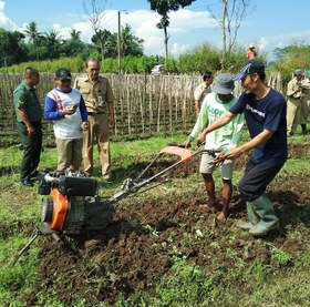 تصویر تیلر کولتیواتور دیزل 