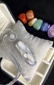 تصویر عقیق سفید طوسی 