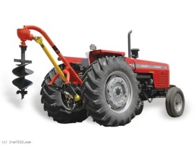 تصویر چال کن و چال زن پشت تراکتوری 