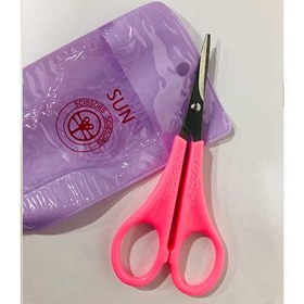 تصویر قیچی دسته صورتی 