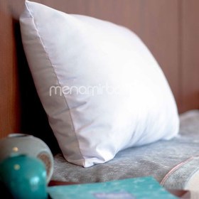 تصویر بالش هتلی ساده 