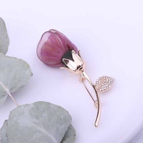 تصویر سنجاق سینه گل 