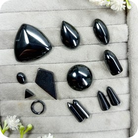 تصویر نگین حدید 