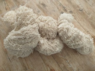 تصویر نخ چله پشم ۳ لا نمره ۵ خارجی 