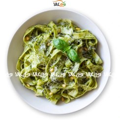 تصویر مواد اولیه تالیاتل خامه‌ای وگان با اسفناج 