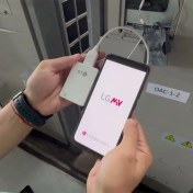 تصویر دستگاه دیاگ LGMV برای VRF و داکت اسپلیت اینورتر ال‌جی 