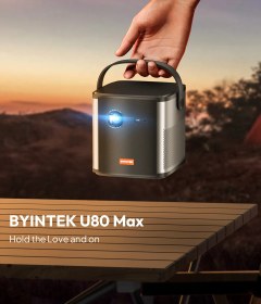 تصویر ویدئو پروژکتور باتری دار برند BYINTEK مدل U80 max BYINTEK U80 max