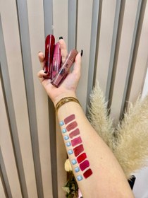 تصویر رژ لب مایع 