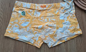 تصویر شورت نخی‌مردانه 