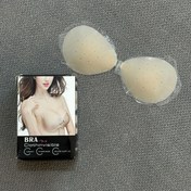 تصویر سوتین دکلته سیلیکونی چسبی لیفت سینه 