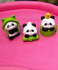 تصویر جینگیلی پاندا - پاندا لباس قورباغه 