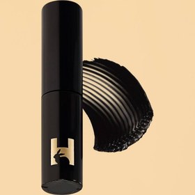 تصویر ریمل با جلوه اکستنشن Hourglass 