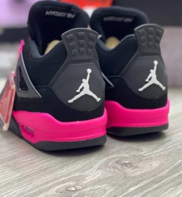 تصویر کفش اسپرت زنانه برند نایک مدل جردن 4 بلک پینک NIKE JORDAN 4 Black Pink کد 100085 