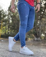 تصویر شلوار جین آبی روشن مردانه جذاب و فوق العاده Men's Bright Blue Jeans Attractive and Wonderful