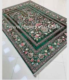 تصویر فرش ۱۲۰۰ شانه طرح باغ گل رنگ سبز 